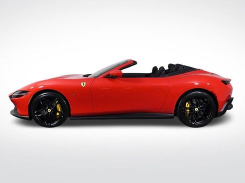 Used 2026 Ferrari Roma Spider RWD image 7
