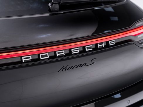 New 2025 Porsche Macan S image 13