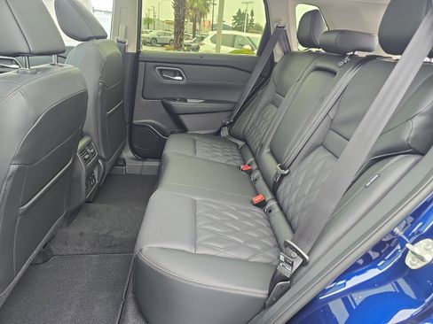 New 2026 Nissan Rogue Platinum image 24