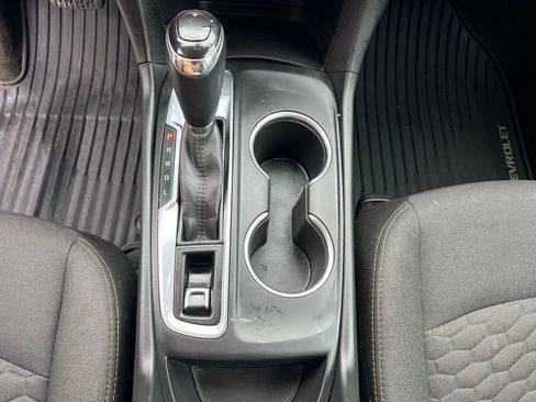 Used 2019 Chevrolet Equinox LT w/ Driver Convenience Package image 31