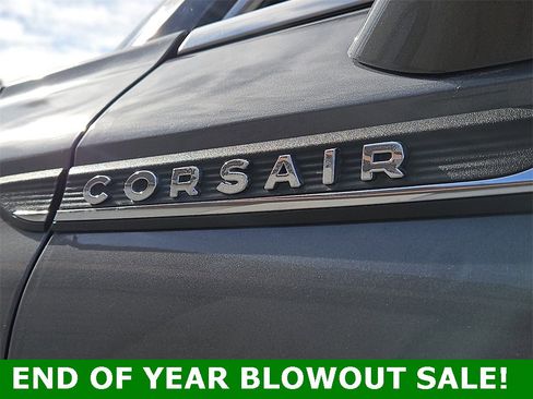 Used 2022 Lincoln Corsair FWD w/ Premium Package image 10