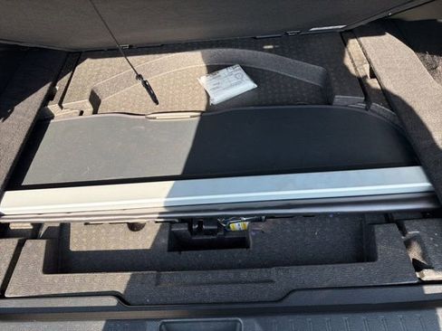 Used 2019 Subaru Outback 2.5i Limited w/ Popular Package #2 image 13