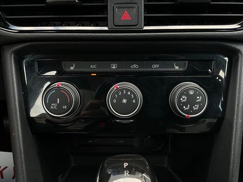 Used 2025 Volkswagen Taos S image 26