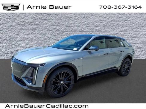 New 2026 Cadillac Lyriq Sport w/ LPO, ONYX Package AWD/4WD image 10