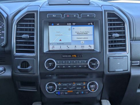 Used 2018 Ford Expedition Max Limited w/ Equipment Group 301A RWD image 17