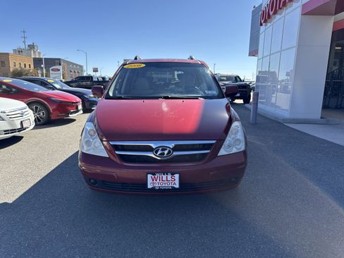 Used 2008 Hyundai Entourage GLS image 5