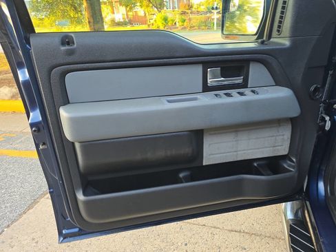 Used 2014 Ford F150 XLT w/ Equipment Group 302A Luxury image 9