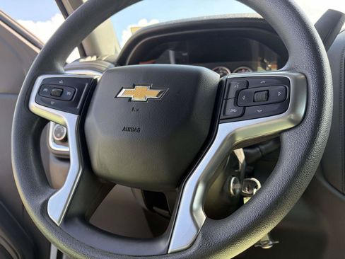 Used 2020 Chevrolet Silverado 1500 LT RWD image 18