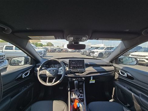 New 2026 Jeep Compass Limited AWD/4WD image 2