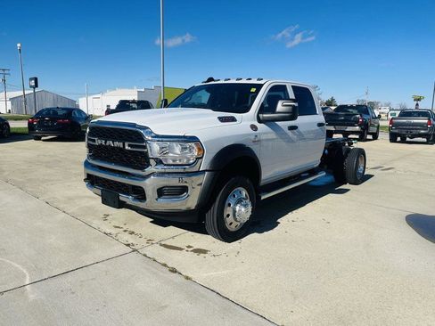 New 2024 RAM 4500 Tradesman w/ Safety Group image 28