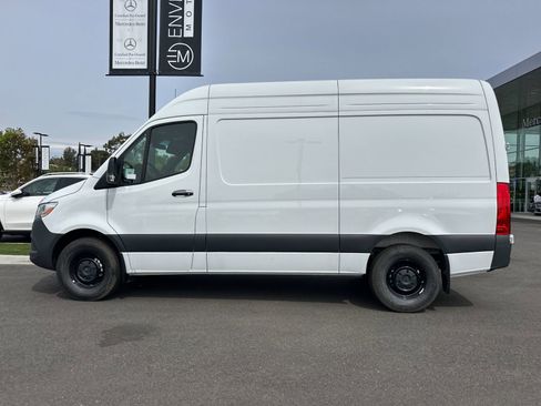 New 2025 Mercedes-Benz Sprinter 2500 image 6