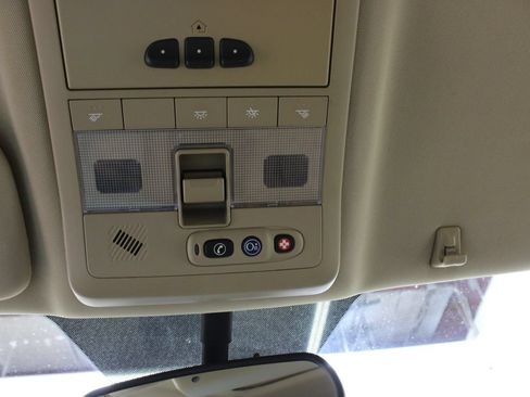 Used 2009 Saturn Vue XR w/ Premium Trim Package FWD image 26