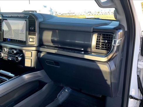 Used 2023 Ford F350 Lariat w/ Chrome Package image 17