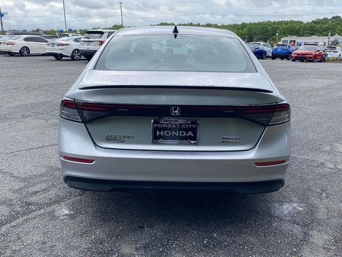 Used 2024 Honda Accord Sport image 4