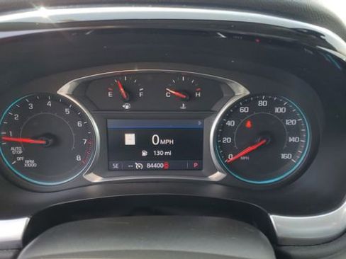 Used 2021 Chevrolet Traverse LT w/ LT Premium Package FWD image 13