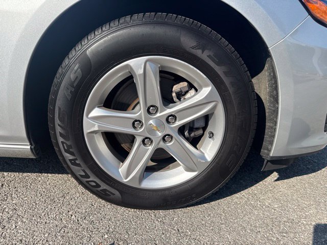 Used 2022 Chevrolet Malibu LT FWD image 11