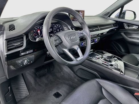Used 2019 Audi Q7 3.0T Premium Plus w/ Premium Plus Package AWD/4WD image 9