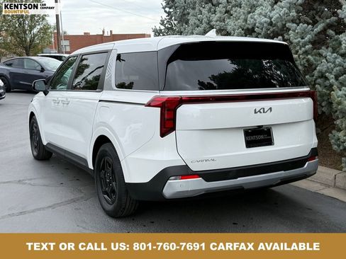 Used 2025 Kia Carnival FWD image 5