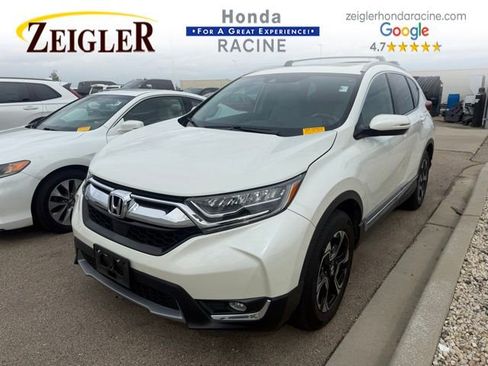 Used 2018 Honda CR-V Touring image 3