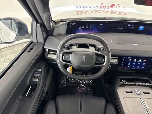 New 2025 Lincoln Navigator Reserve w/ Jet Appearance Package image 10