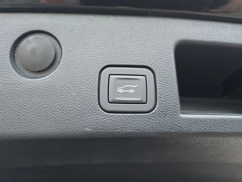 Used 2026 Chevrolet Equinox LT w/ Convenience Package II image 35