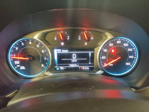 Used 2018 Chevrolet Equinox LT w/ Sun & Infotainment Package FWD image 23