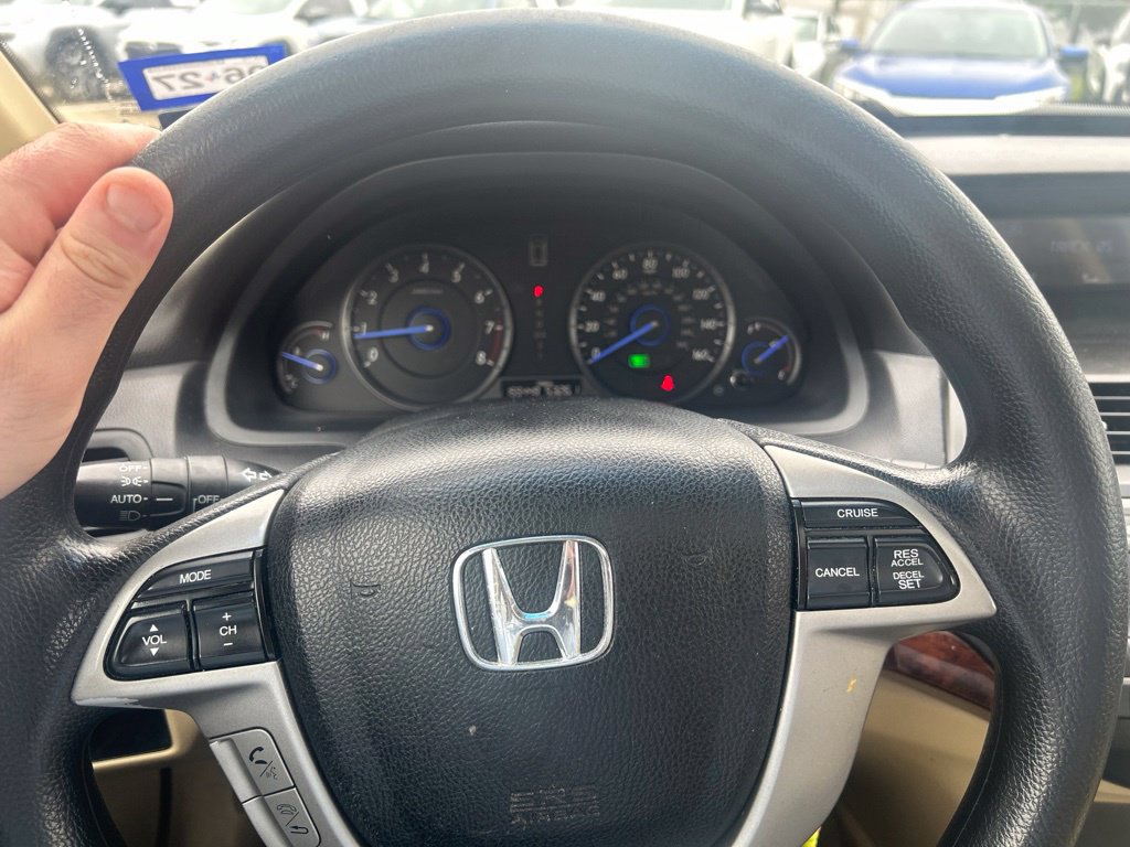 Used 2012 Honda Crosstour EX image 7
