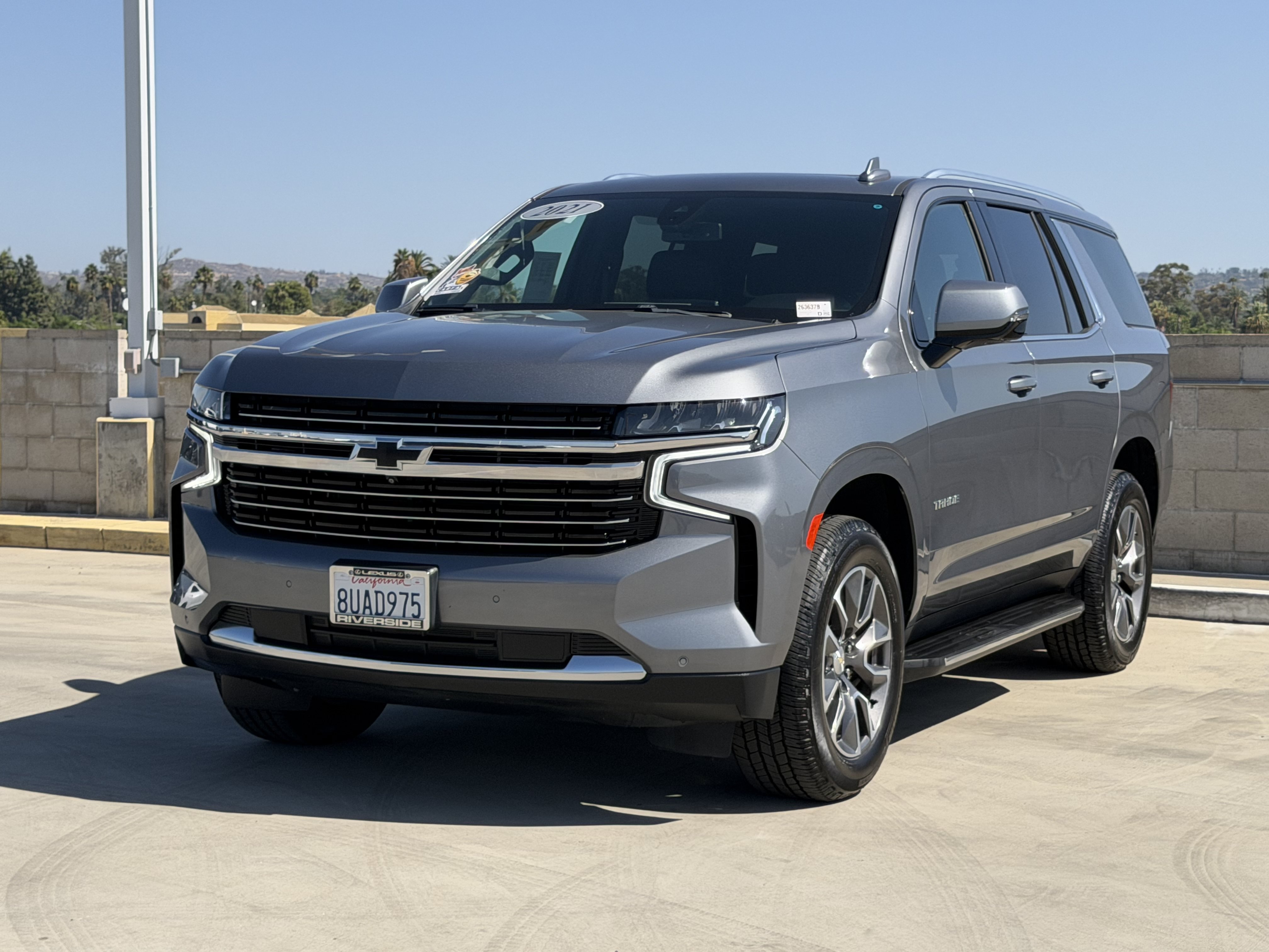 Used 2021 Chevrolet Tahoe LT w/ LT Signature Package RWD image 3