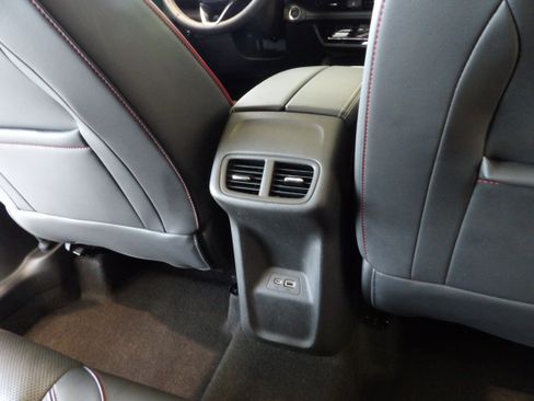 Used 2023 Buick Envision Essence w/ Sport Touring Package AWD/4WD image 24