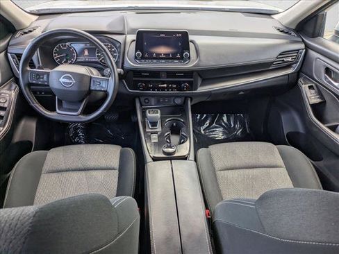 Used 2025 Nissan Rogue SV AWD/4WD image 18