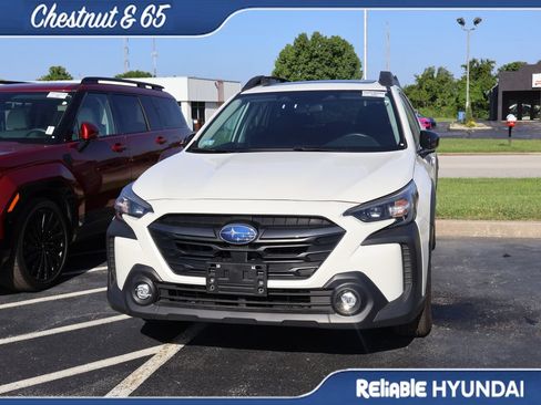 Used 2025 Subaru Outback Premium AWD/4WD image 9