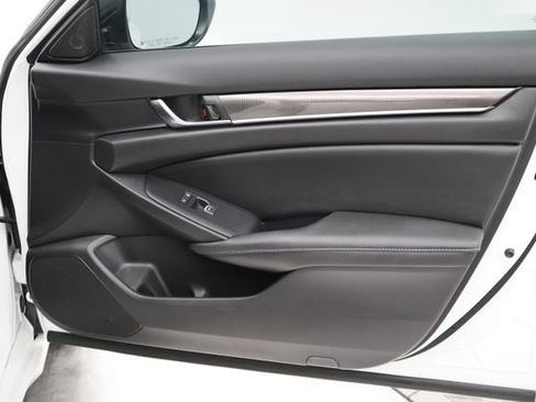 Used 2022 Honda Accord Sport image 50
