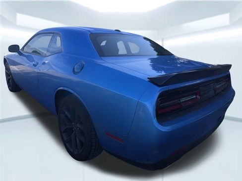 Used 2023 Dodge Challenger SXT w/ Blacktop Package image 17