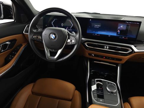 Used 2023 BMW 330i xDrive Sedan w/ Convenience Package AWD/4WD image 17