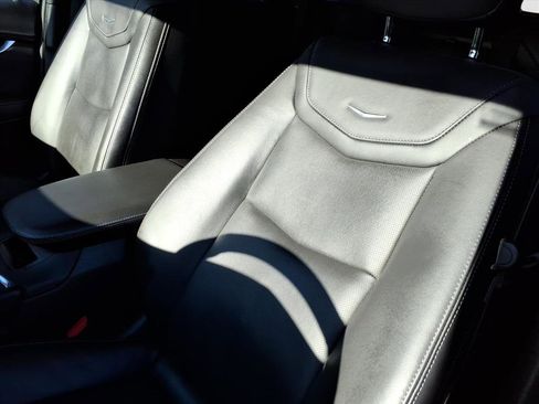 Certified 2022 Cadillac XT5 Premium Luxury image 14