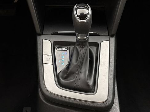 Used 2018 Hyundai Elantra SEL FWD image 20