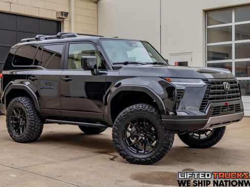 Used 2025 Lexus GX 550 image 1