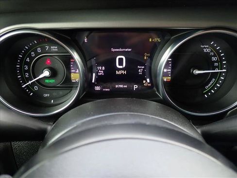 Used 2023 Jeep Wrangler Unlimited w/ Cold Weather Group AWD/4WD image 24