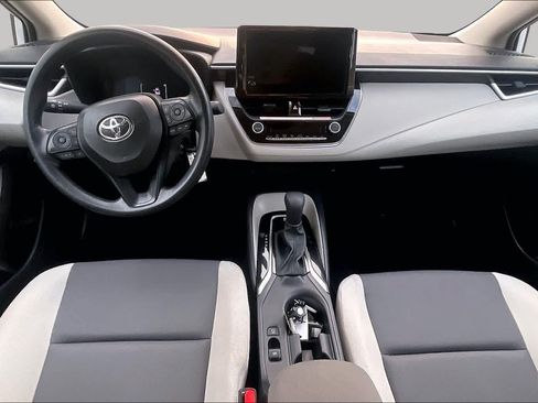 Used 2026 Toyota Corolla LE FWD image 15