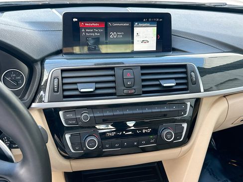 Used 2020 BMW 430i Convertible image 13