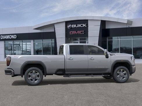 New 2026 GMC Sierra 3500 SLT AWD/4WD image 5
