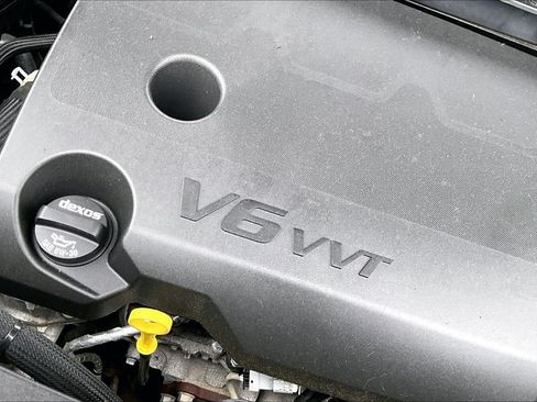 Used 2023 Buick Enclave Essence AWD/4WD image 33