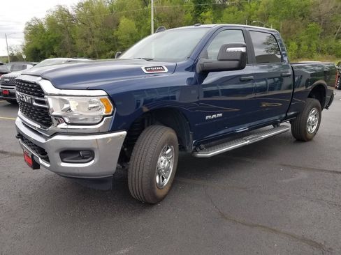 Certified 2024 RAM 2500 Big Horn w/ Bed Utility Group AWD/4WD image 3