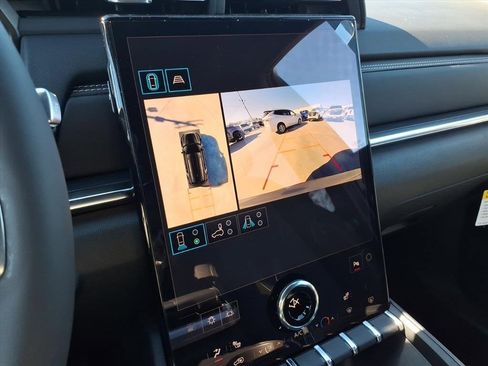 New 2026 GMC Terrain Elevation image 16