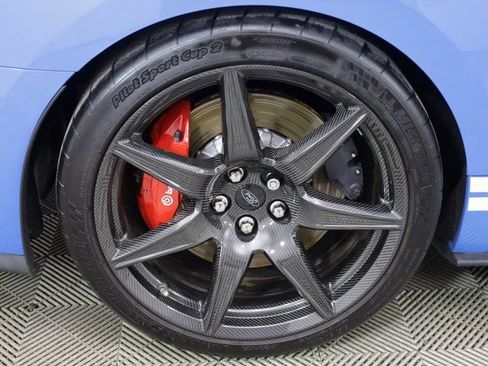 Used 2022 Ford Mustang Shelby GT500 w/ Carbon Fiber Track Pack RWD image 23