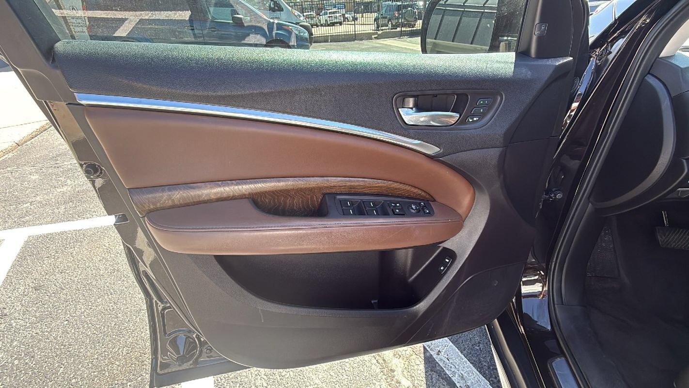 Used 2018 Acura MDX w/ Advance Package AWD/4WD image 9