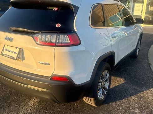 Used 2019 Jeep Cherokee Latitude Plus w/ Cold Weather Group FWD image 7