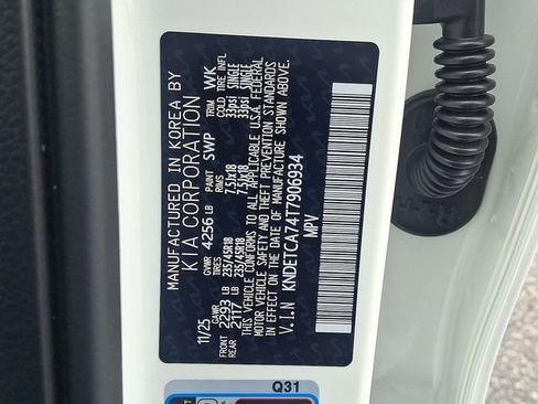 New 2026 Kia Seltos SX image 17