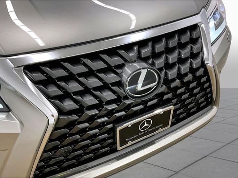 Used 2021 Lexus GX 460 Premium AWD/4WD image 29