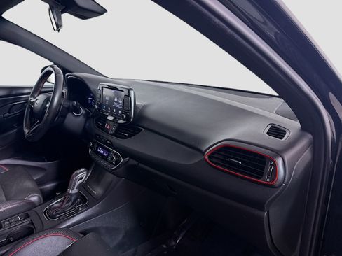 Used 2020 Hyundai Elantra GT N Line image 30